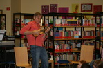 gal/2010/2010 Saitentwist Buecherei Borbeck 90 Jahre 18.11/_thb_2010 Saitentwist Buecherei Borbeck 90 Jahre 18.11. 013.jpg